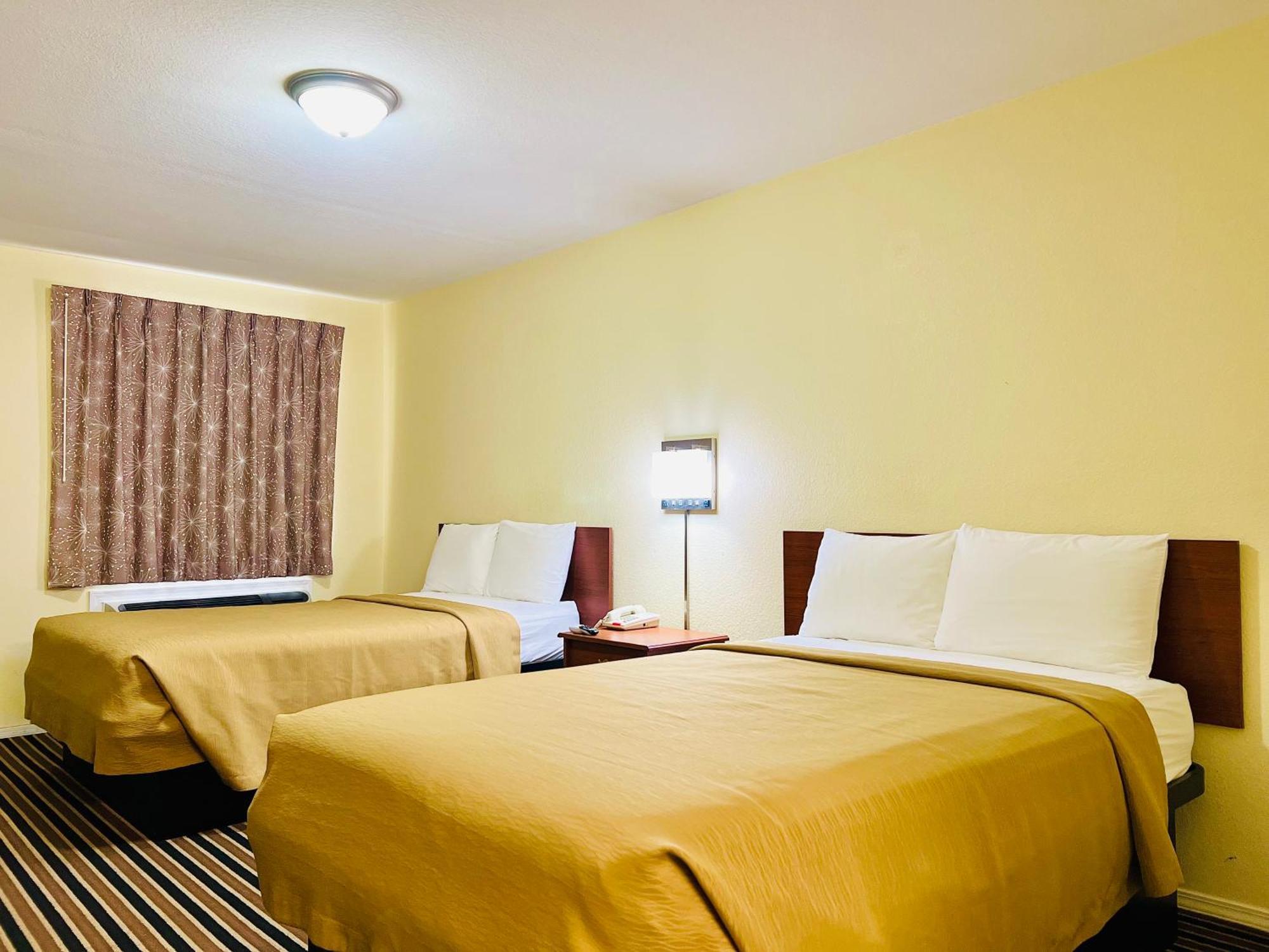 Suite 16 Motel Gore Екстер'єр фото
